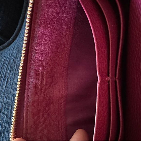 💯 Authentic Prada wallet - Picture 4 of 13